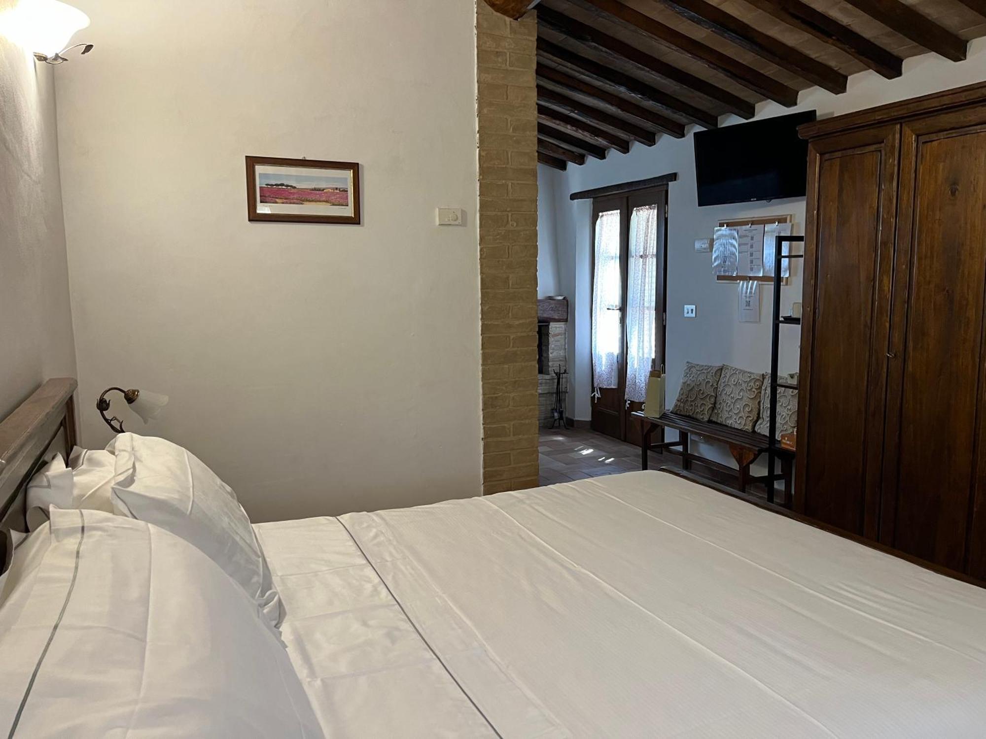 Agriturismo Le Querciole In Val D'Orcia バーニョ・ヴィニョーニ 部屋 写真