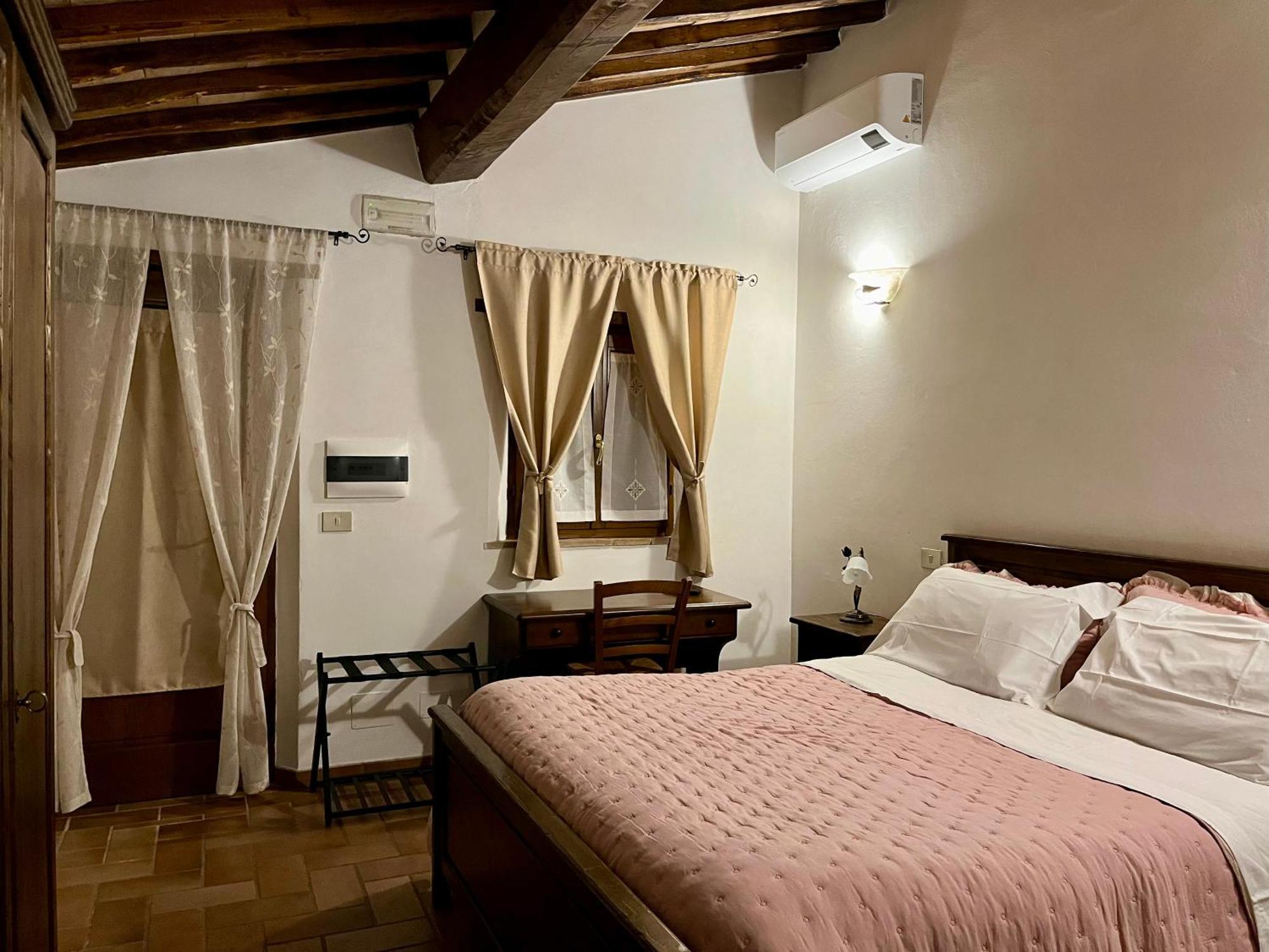 Agriturismo Le Querciole In Val D'Orcia バーニョ・ヴィニョーニ 部屋 写真